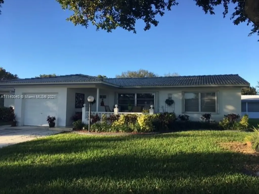 8921 NW 13th Street Plantation FL 33322
