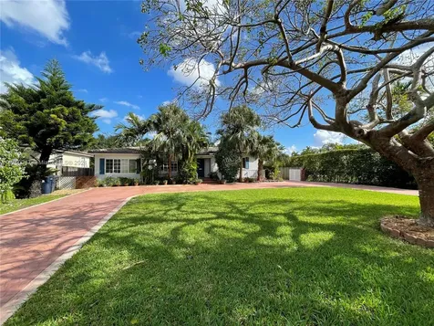 141 Pocatella Street Miami Springs FL 33166