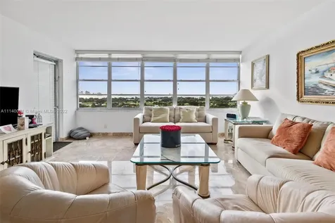 5700 Collins Avenue Miami Beach FL 33140