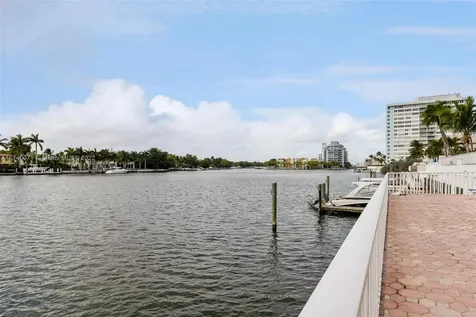 5700 Collins Avenue Miami Beach FL 33140