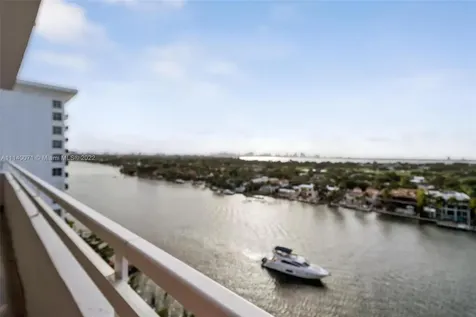 5700 Collins Avenue Miami Beach FL 33140