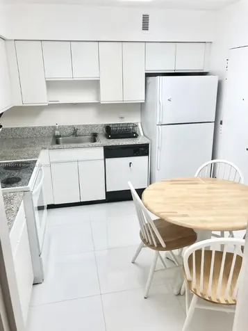 5700 Collins Avenue Miami Beach FL 33140