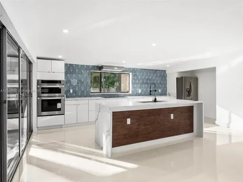 2717 NW 7th Avenue Wilton Manors FL 33311