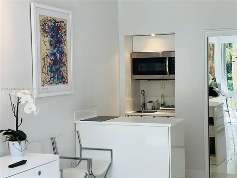200 Ocean Lane Drive Key Biscayne FL 33149