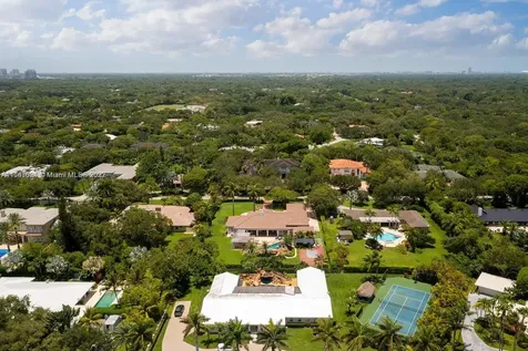 5770 SW 114th Terrace Pinecrest FL 33156