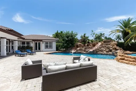 5770 SW 114th Terrace Pinecrest FL 33156