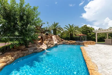 5770 SW 114th Terrace Pinecrest FL 33156