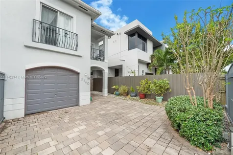 3160 New York Street Miami FL 33133