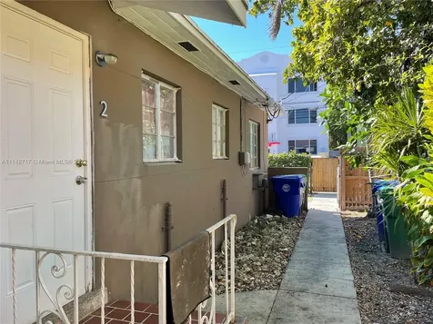 635 SW 16th Avenue Miami FL 33135
