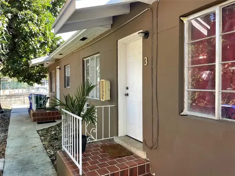 635 SW 16th Avenue Miami FL 33135