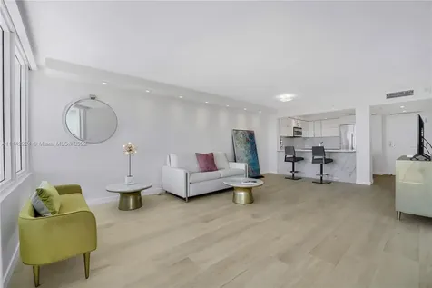 400 S Pointe Drive Miami Beach FL 33139
