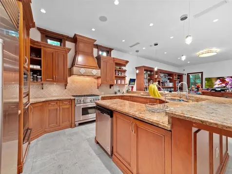 194 Park Drive Bal Harbour FL 33154