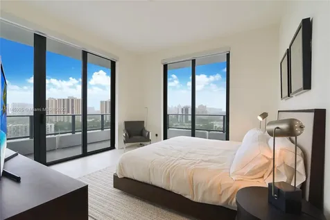 2960 NE 207th Street Aventura FL 33180