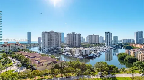19900 E Country Club Drive Aventura FL 33180