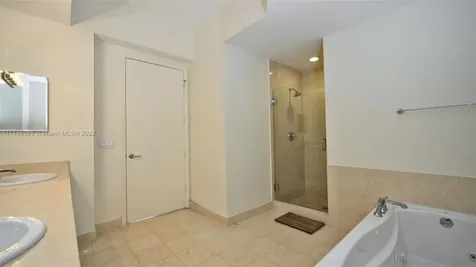 19900 E Country Club Drive Aventura FL 33180