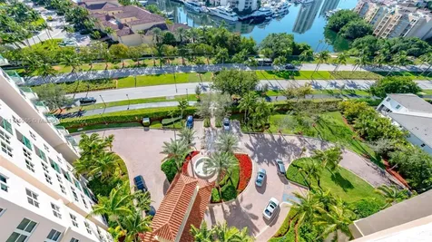 19900 E Country Club Drive Aventura FL 33180