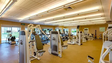 19900 E Country Club Drive Aventura FL 33180