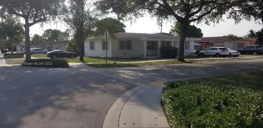 3800 NW 65th Avenue Virginia Gardens FL 33166