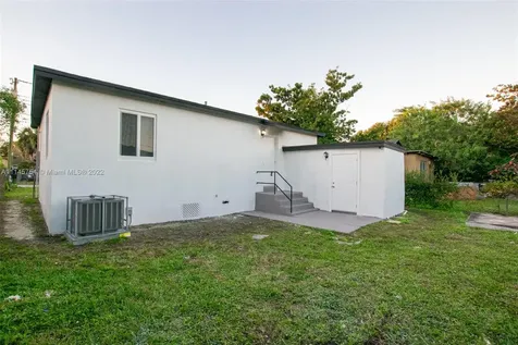 1421 NW 70th Street Miami FL 33147