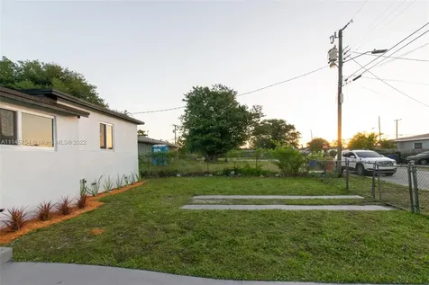 1421 NW 70th Street Miami FL 33147
