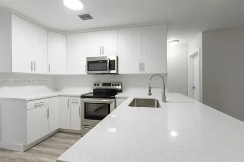 1421 NW 70th Street Miami FL 33147