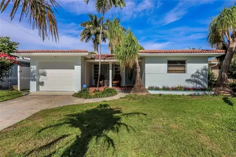 1235 Buchanan Street Hollywood FL 33019