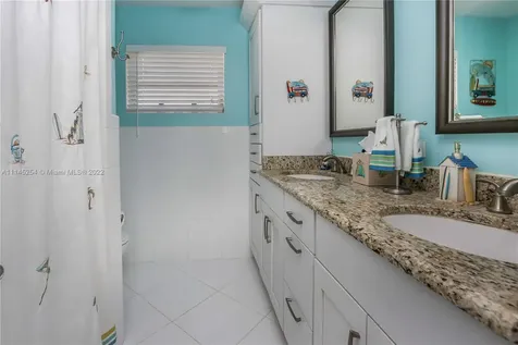 1235 Buchanan Street Hollywood FL 33019