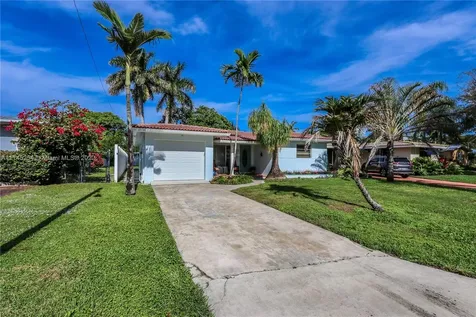 1235 Buchanan Street Hollywood FL 33019