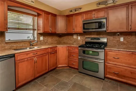 1235 Buchanan Street Hollywood FL 33019