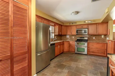 1235 Buchanan Street Hollywood FL 33019