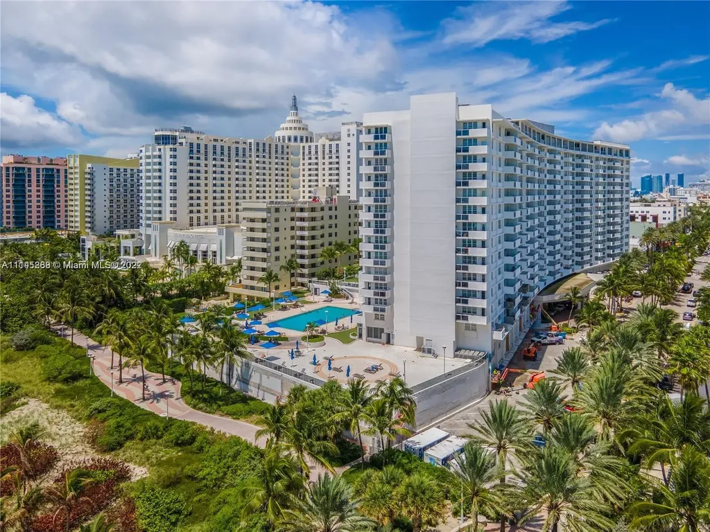 100 Lincoln Road Miami Beach FL 33139