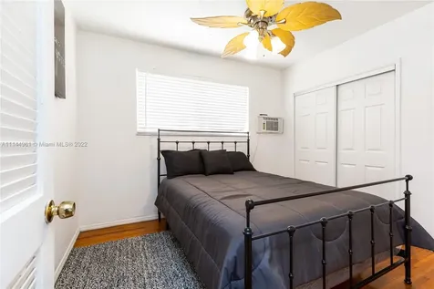 7505 Adventure Avenue North Bay Village FL 33141