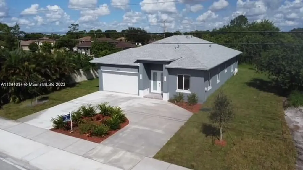 301 SW Becker Road Port St. Lucie FL 34953