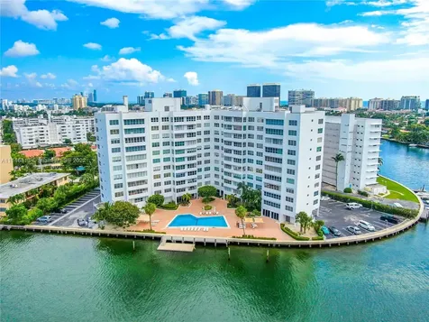 9102 W Bay Harbor Drive Bay Harbor Islands FL 33154