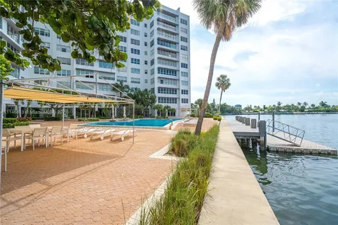 9102 W Bay Harbor Drive Bay Harbor Islands FL 33154