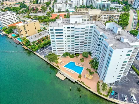 9102 W Bay Harbor Drive Bay Harbor Islands FL 33154