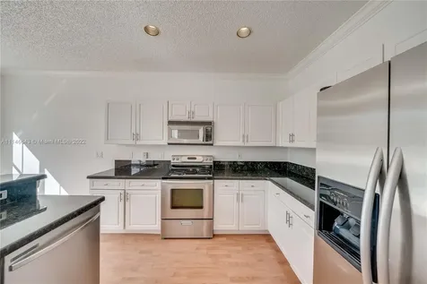 801 Tanglewood Circle Weston FL 33327
