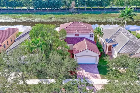801 Tanglewood Circle Weston FL 33327