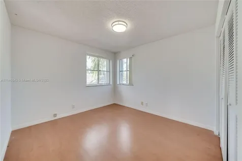 801 Tanglewood Circle Weston FL 33327