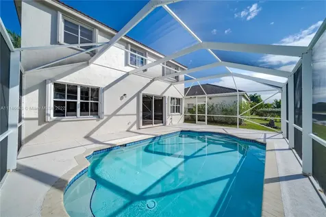 801 Tanglewood Circle Weston FL 33327