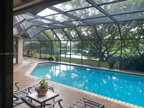 1018 Creekford Drive Weston FL 33326