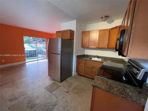 979 SW 10th Street Miami FL 33130