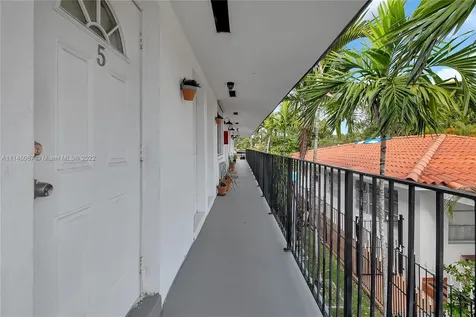 979 SW 10th Street Miami FL 33130