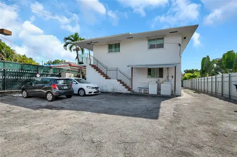 979 SW 10th Street Miami FL 33130