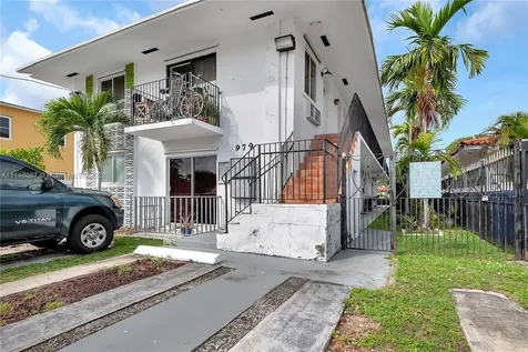979 SW 10th Street Miami FL 33130