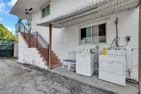 979 SW 10th Street Miami FL 33130