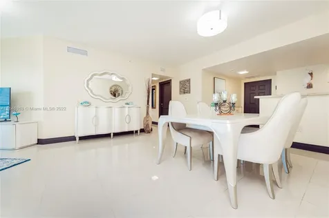 Sunny Isles Beach FL 33160