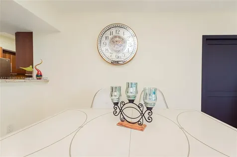 Sunny Isles Beach FL 33160