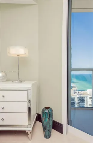 Sunny Isles Beach FL 33160