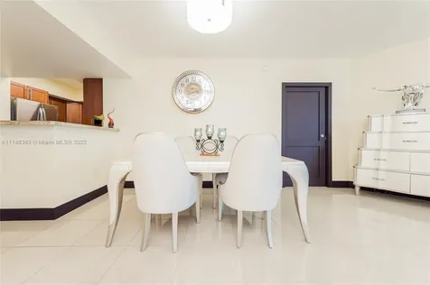 Sunny Isles Beach FL 33160